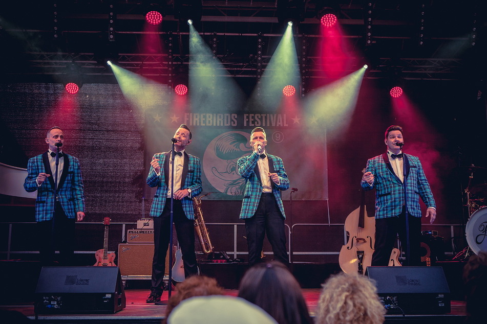 Noch im vorigen Jahr gehörte Alexander Teich (l.) zur Band "The Firebirds“.