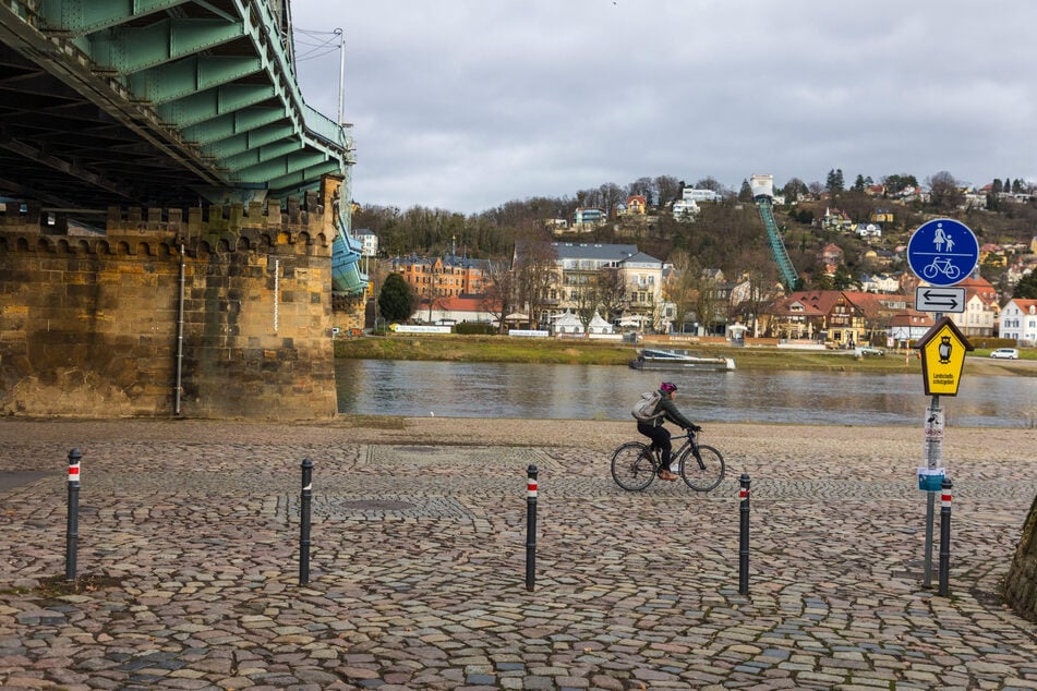 Einer der Geschäftsführer war offenbar noch sauer auf den Grünen-Politiker, weil mehrere Parkplätze wegfielen.