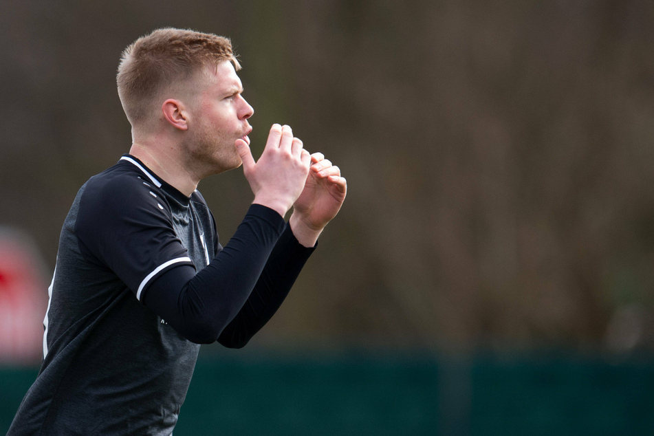 Lars Lokotsch wurde in dieser Woche vom FSV Zwickau verpflichtet. Darf der 24-jährige Stürmer schon heute sein Debüt feiern?