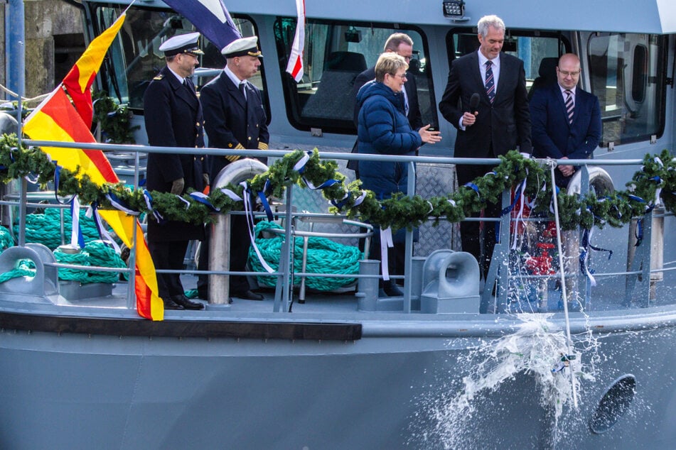 Deutsche Marine: Neubau nach einem Jahr bereits fertig und getauft