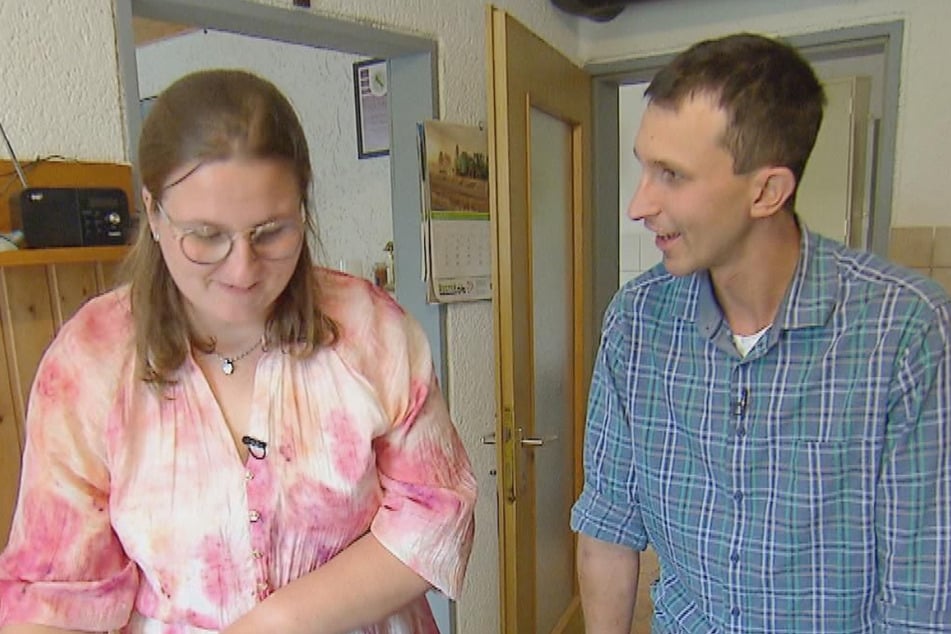 Bauer sucht Frau: Abbruch vor dem Einzug? Bude von RTL-Bauer sorgt bei Hofdame Julia für Entsetzen