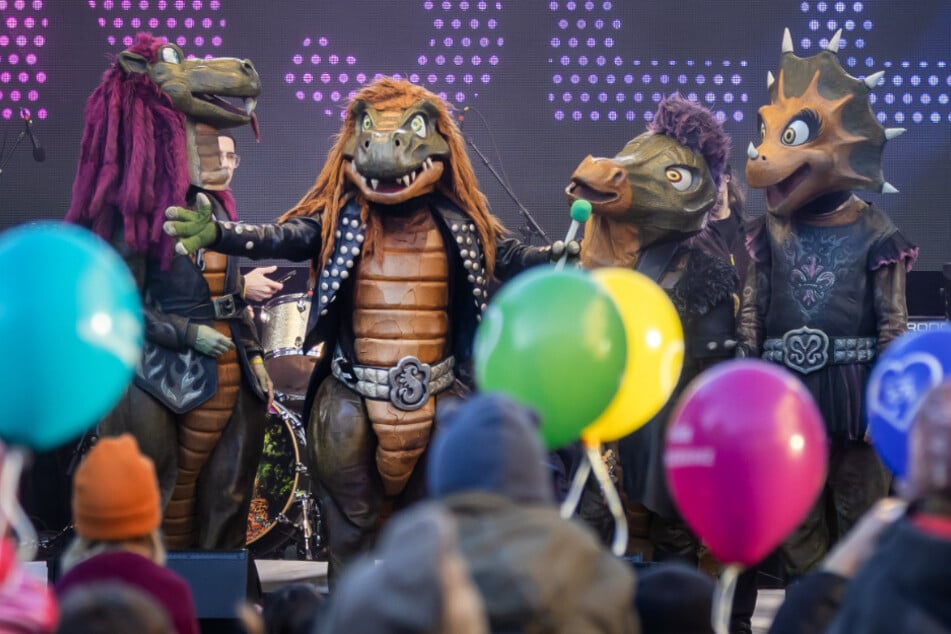 Die Heavysaurus begeistern mit kinderfreundlichen Metal-Songs.