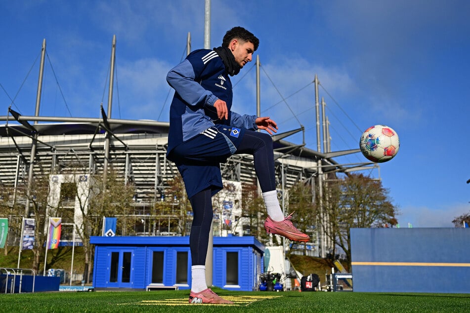 Daniel Elfadli (28) wird dem HSV in Augsburg fehlen.