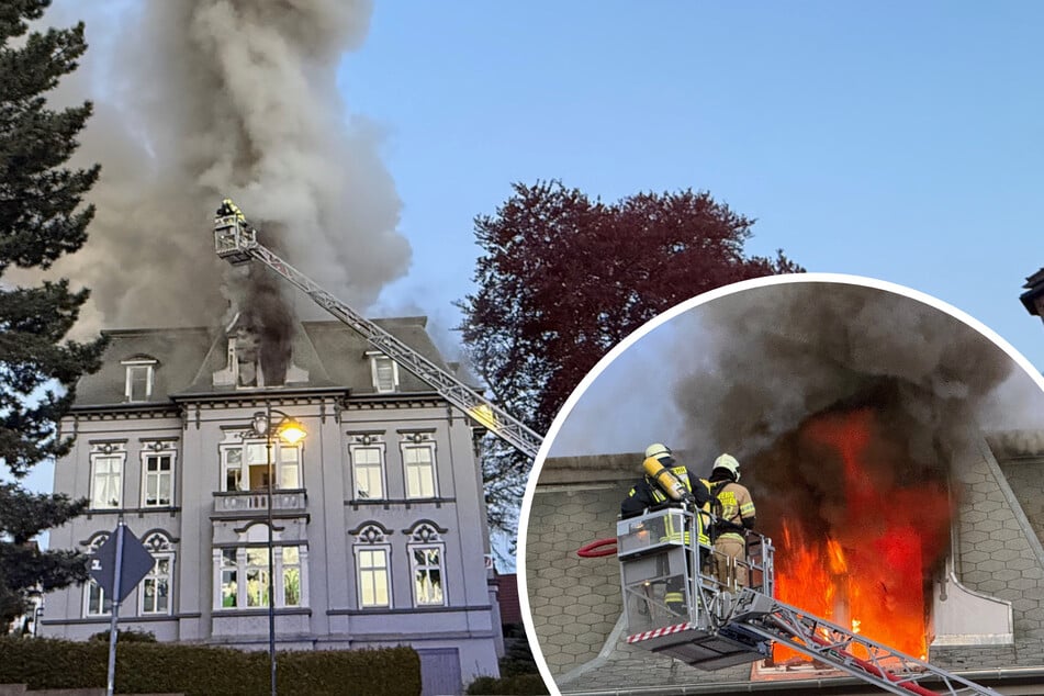 Einfamilienhaus in Flammen: Mehrere hunderttausend Euro Schaden, Kind im Krankenhaus