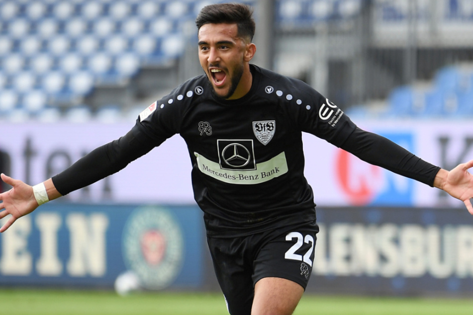 Nicolas Gonzalez jubelt über seinen 1:1-Ausgleichstreffer für den VfB per verwandeltem Elfmeter.