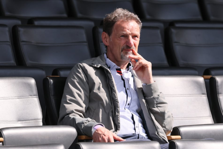 An der Planung für die kommende Saison ändert sich mit der Entscheidung laut FCE-Sportvorstand Jens Haustein nichts.