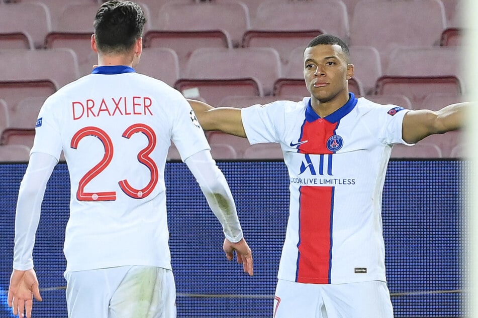 Julian Draxler (29, l.) und Kylian Mbappé (24) haben bei Paris Saint-Germain gerade nicht so viel zu lachen. (Archivbild)