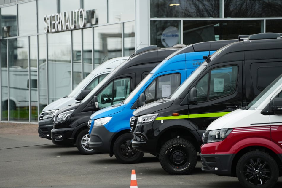 STERNAUTO verkauft Reisemobile von Hymer, Eriba und Co. zum Superpreis