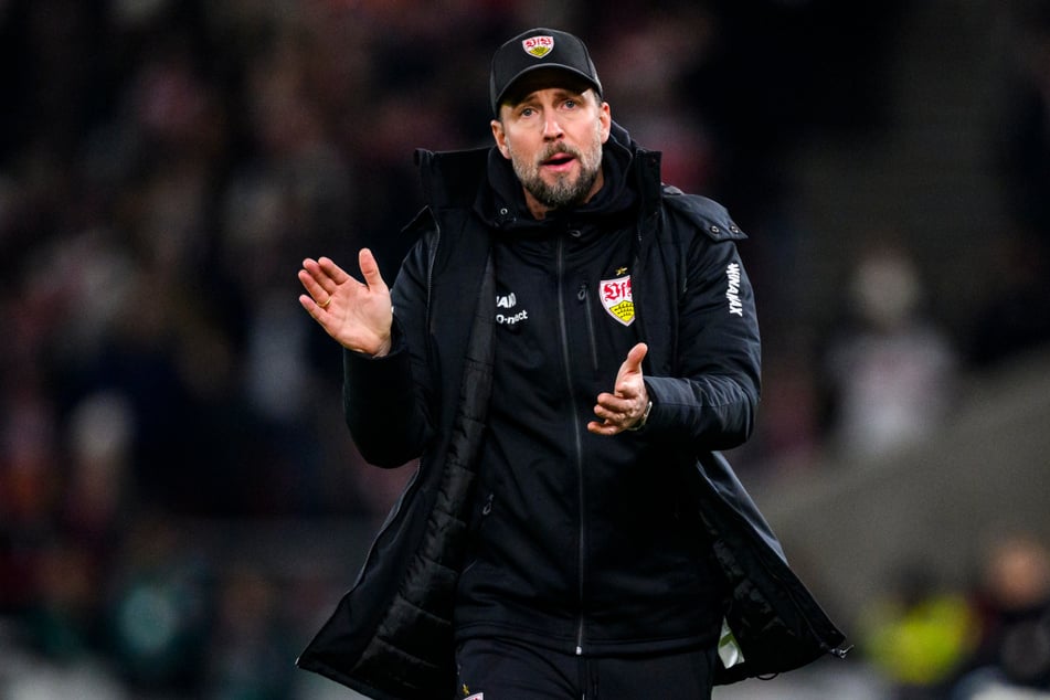 Will mit seiner Mannschaft den nächsten Sieg holen: VfB-Chefcoach Sebastian Hoeneß (42).