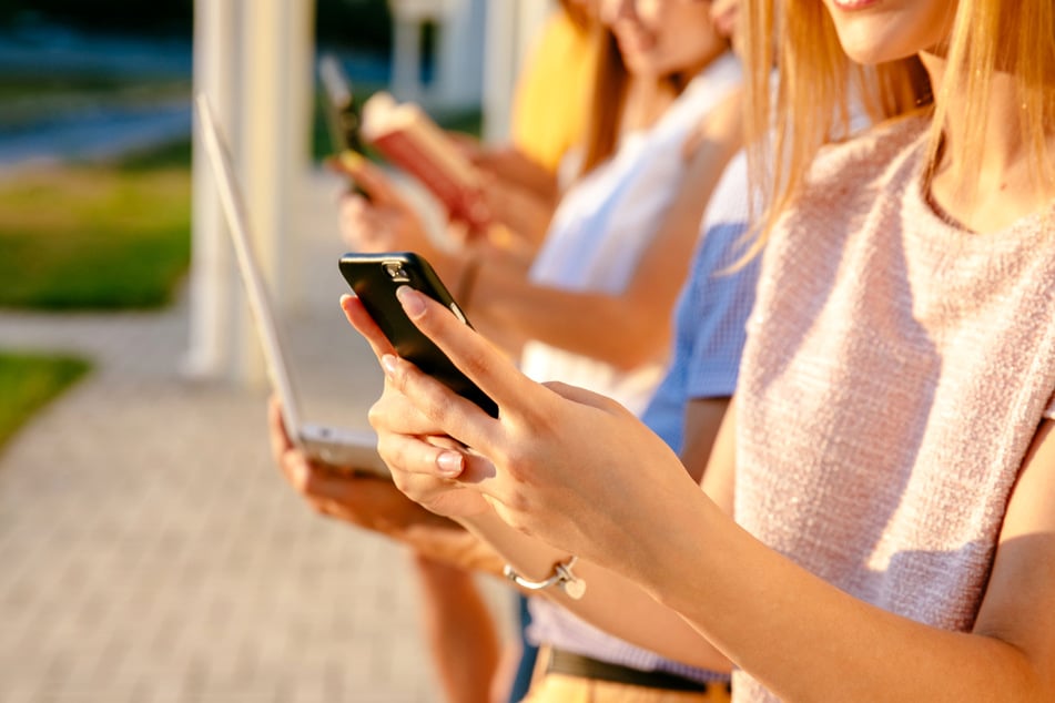 Warum YouTube Shorts gerade Instagram und TikTok den Rang abläuft