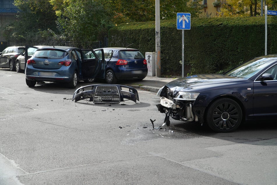 Im Leipziger Süden wurden am Mittwoch fünf Autos in einen Unfall verwickelt.