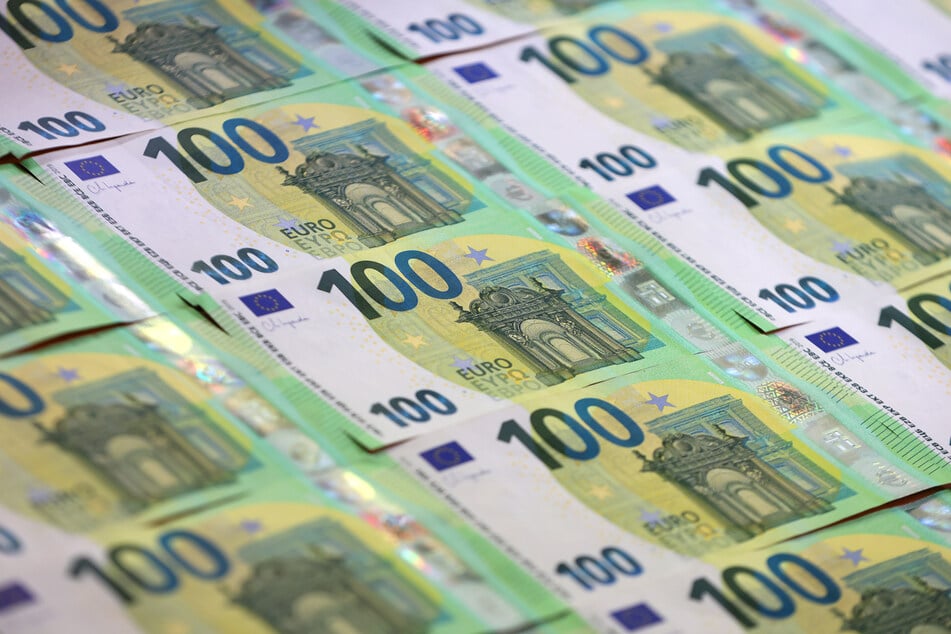 Unter anderem mit einer halben Milliarde Euro aus der Finanzrücklage des Landes soll das Haushaltsloch im kommenden Jahr geschlossen werden. (Symbolbild)