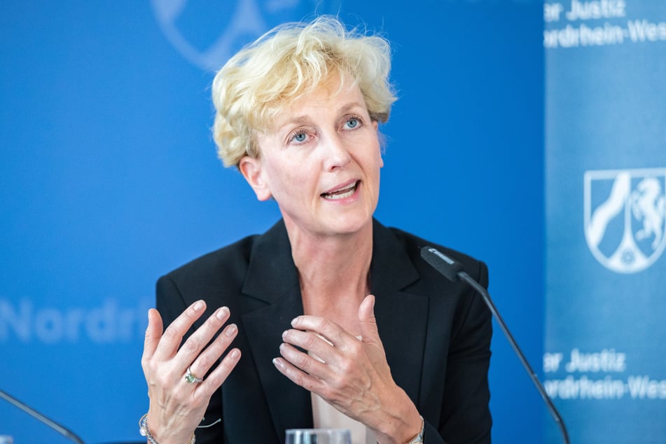 Sabine Bendiek (54), Vorsitzende der Geschäftsführung von Microsoft Deutschland, wechselt vermutlich zu SAP.
