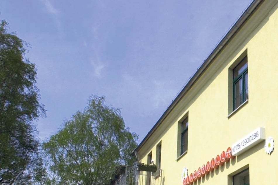 Die "Kindervilla" an der Basteistraße im Jahr 2001.