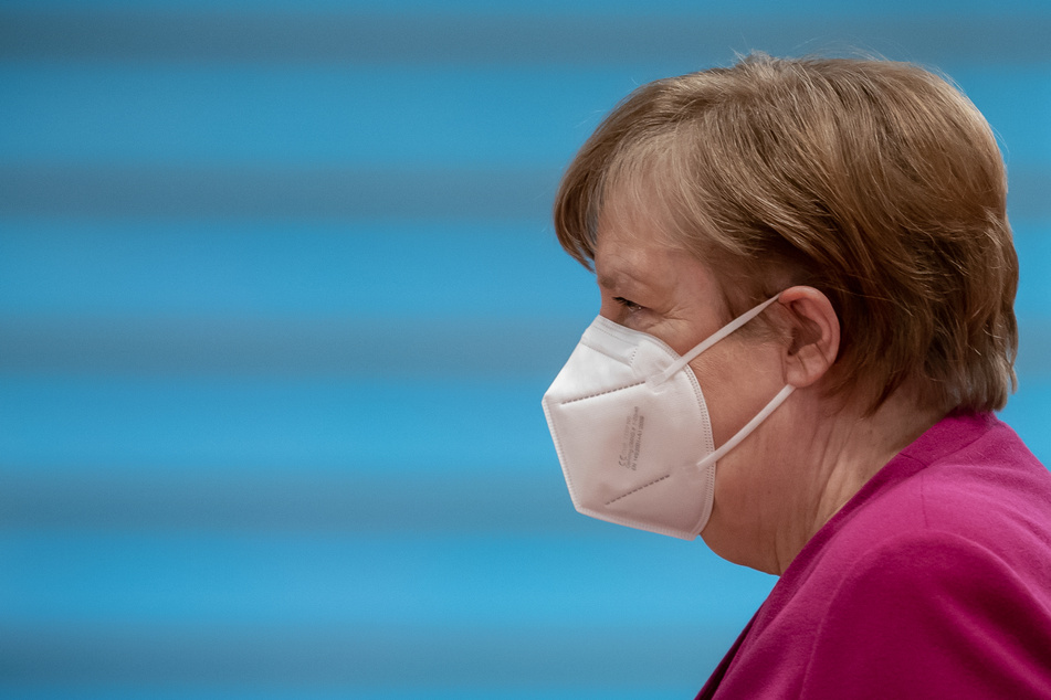 Bundeskanzlerin Angela Merkel (66, CDU).