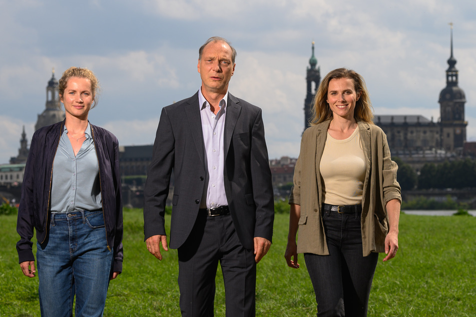 Dresdens "Tatort"-Team: Leonie Winkler (Cornelia Gröschel, 33, l.), Peter Michael Schnabel (Martin Brambach, 53) und Karin Gorniak (Karin Hanczewski, 39).