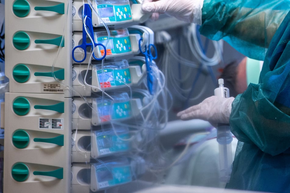 Die Seniorin (†86) ist in einer Klinik gestorben. (Symbolbild)