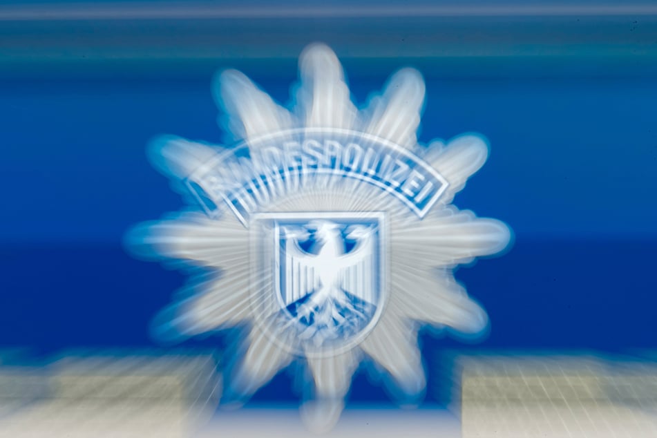Die Bundespolizei stellte die Uhr bei einer Kontrolle sicher. Jetzt ist sie auf dem Weg zurück zu ihrem Besitzer. (Symbolfoto)