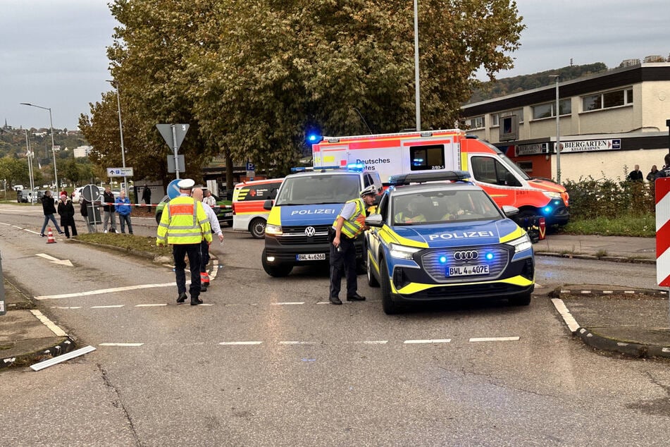 Polizei und Rettungskräfte waren mit einem Großaufgebot zum Unfallort ausgerückt.