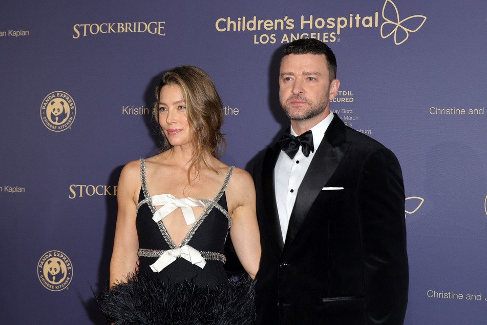 Justin Timberlake (42) und seine Frau Jessica Biel (41) feierten am 19. Oktober ihren Hochzeitstag. Kein angenehmer Zeitpunkt, denn derzeit spricht die Welt nur über die Biografie von Britney Spears.