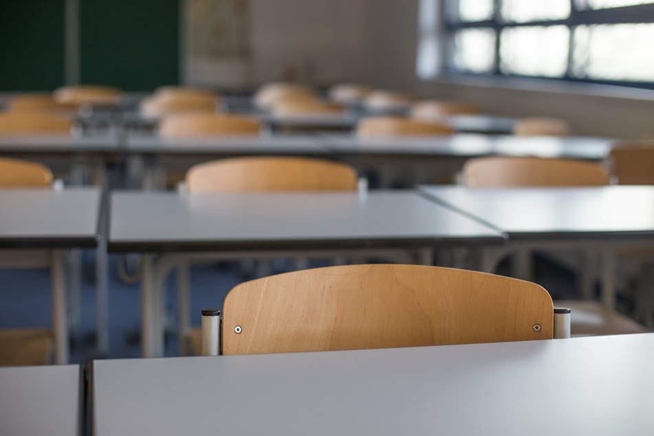 In Sachsen-Anhalt bleiben die Klassenräume einiger Schulen bald an einem zusätzlichen Tag pro Woche leer.