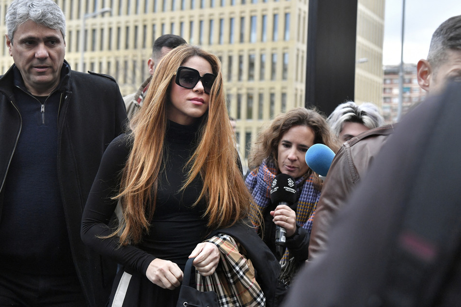 Im Dezember letzten Jahres erschien Shakira (42) vor Gericht um die Formalitäten zur Trennung von Gerard Piqué zu klären.