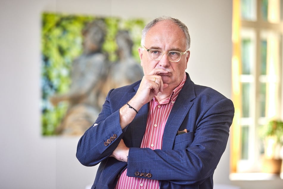 Dr. Christian Striefler, Geschäftsführer der Staatlichen Schlösser, Burgen und Gärten Sachsen gGmbH, muss um künftige Aschenbrödel-Ausstellungen fürchten.
