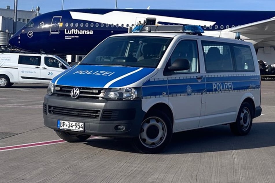 Köln: Er wird des Totschlags verdächtigt: Bundespolizei nimmt 31-Jährigen bei Ausreise am Flughafen fest
