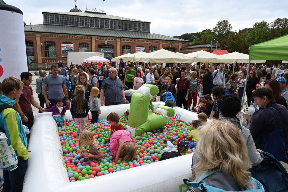 Auf dem Chemnitzer Seeberplatz findet zum zweiten Mal das Seeberplatzfest statt.