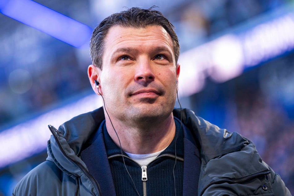 Herthas Sportdirektor Benjamin Weber (44) will nach der unterirdischen Leistung in Regensburg eine Reaktion der Spieler sehen.