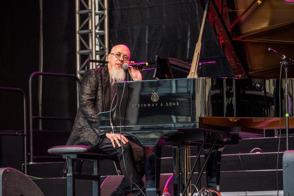 Johann Sebastian Bach zählt zu den Vorbildern von Jordan Rudess (69), der unter anderem Keyboarder bei "Dream Theater" ist.
