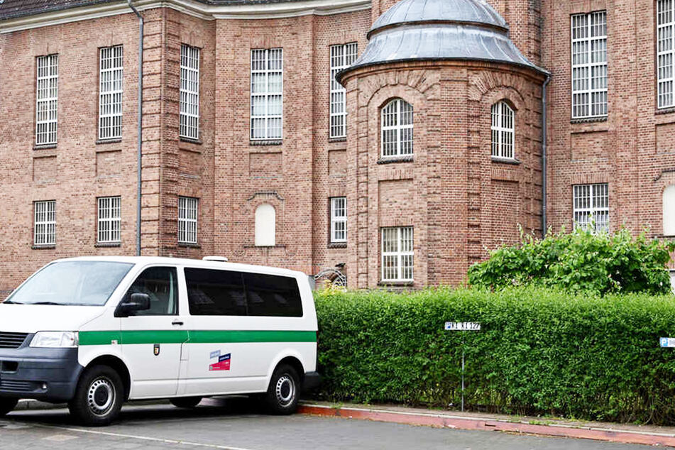 Der Verdächtige im Fall Maddie verbüßt seine Haftstrafe derzeit in Kiel. (Archivbild)