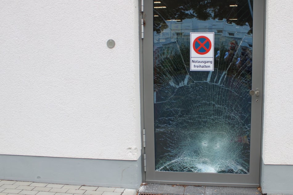Suff-Fahrer kracht in Supermarkt-Fenster: So viel hat 37-Jähriger vorab getankt