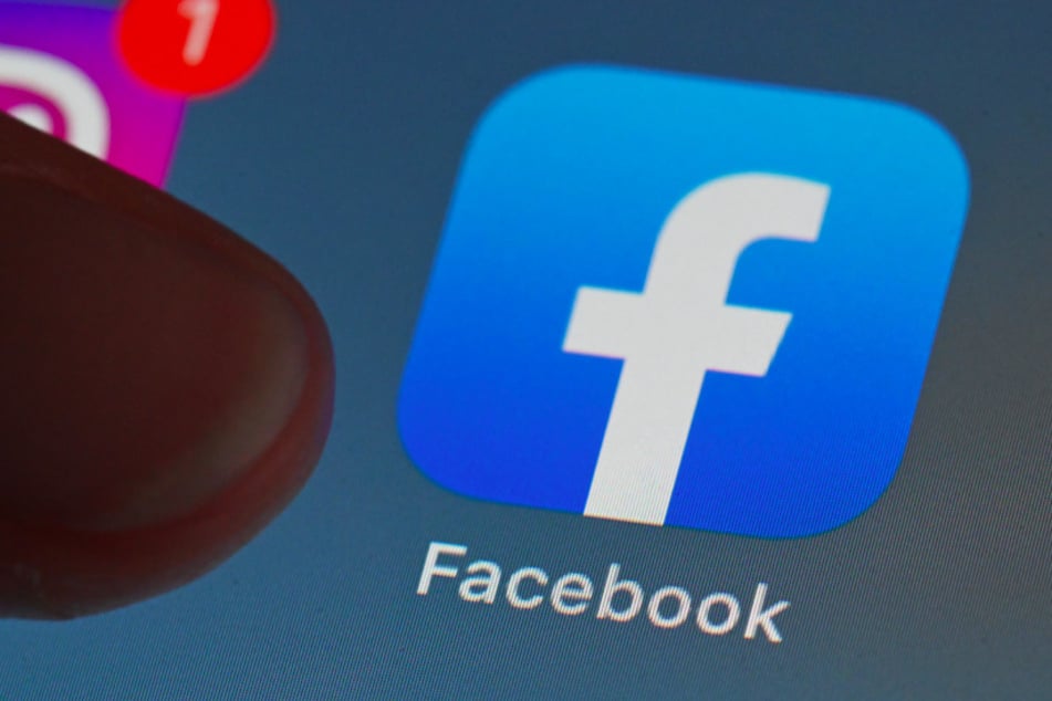 Facebook-Nutzer beharrt auf Meinungsäußerung und verschickt Kinderpornografie: Gericht macht klare Ansage