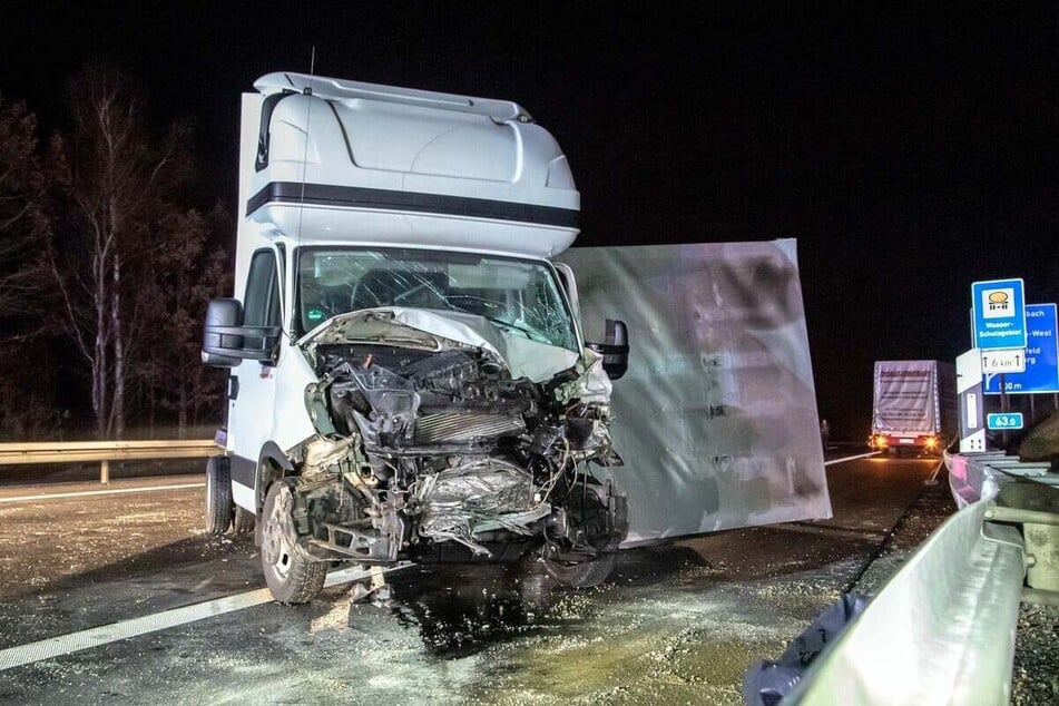 Bilder, News und Hintergründe: TAG24 berichtet über Unfälle auf der A72.