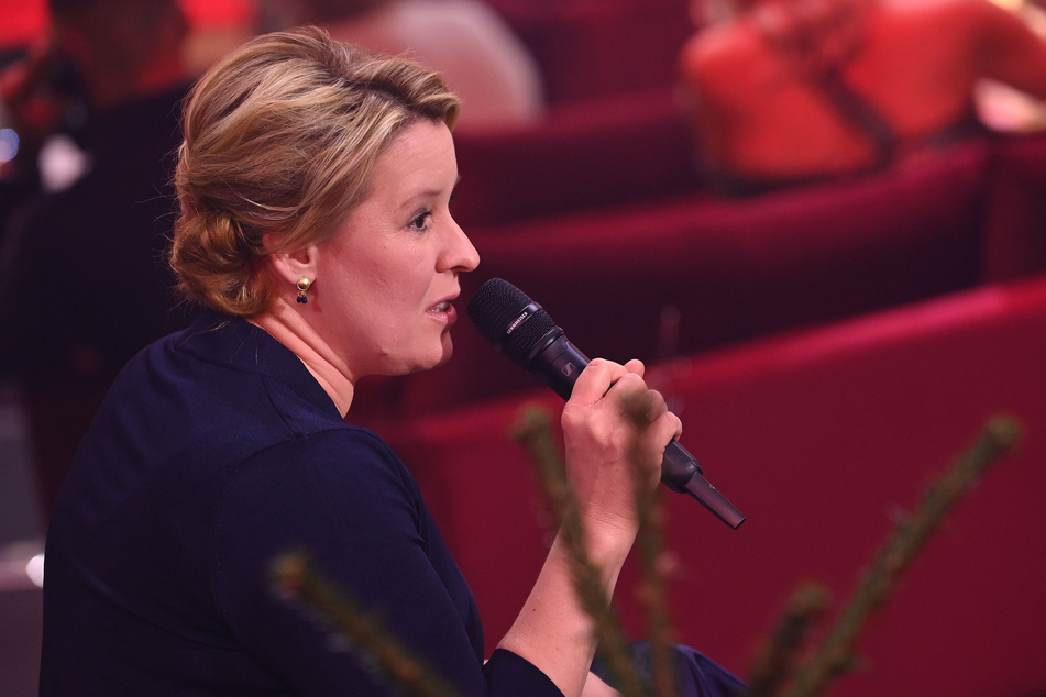Bundesfamilienministerin Franziska Giffey (42, SPD) sieht bei der "Querdenken"-Bewegung den Verfassungsschutz gefordert.