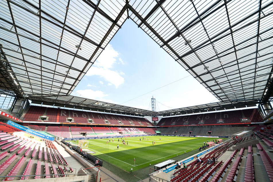 Laut Medienberichten findet das Europa League Finale im Kölner Rheinenergiestadion statt (Archivbild).