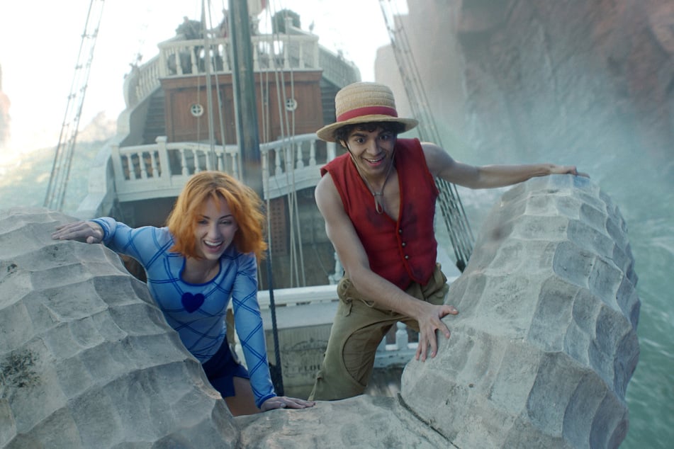 Leinen los für Staffel 2! Die Schatzsuche rund um Anime-Ikone Monkey D. Ruffy (Iñaki Godoy, 22) und seine Crew wird am 10. März fortgesetzt.