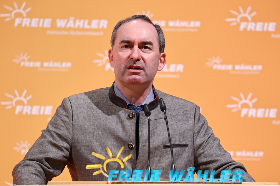 Wirtschaftsminister Hubert Aiwanger (50) will die beruflichen Bildung nicht gefährden. (Archiv)