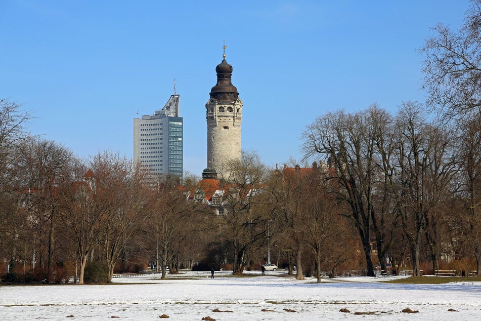 Mithilfe der modernen E-Taxis wolle man sich als Messestadt modern und fortschrittlich präsentieren.