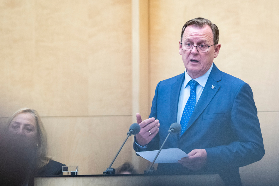In der Debatte um die Einführung des Bürgergeldes hat Thüringens Ministerpräsident Bodo Ramelow (66, Linke) die Union für ihr Verhalten kritisiert.