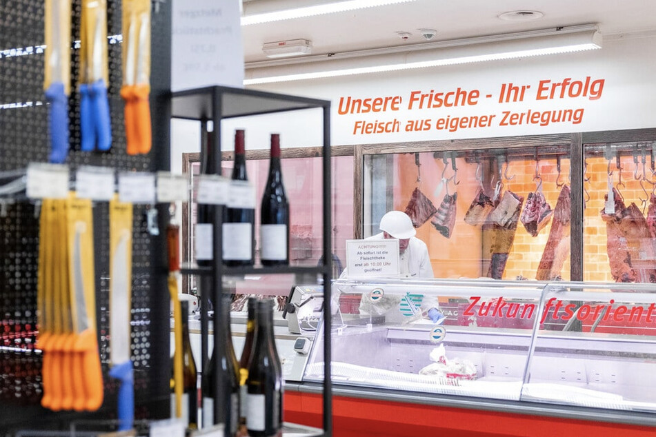 An der Theke oder im Lager - Als Mitarbeiter (m/w/d) kennst Du Dich aus im Chemnitzer C&C Markt.