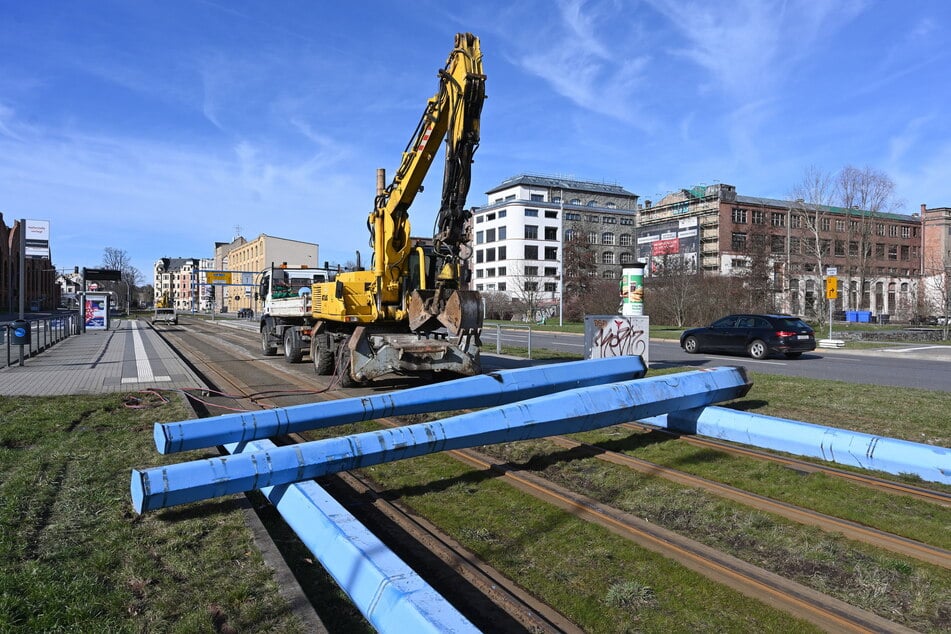 Chemnitz: Darum entfernt die CVAG riesige Betonpfeiler an Linie 1