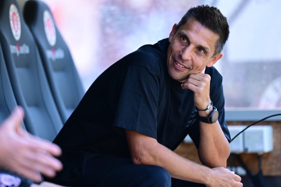 St.-Pauli-Coach Marcel Rapp (47) trifft am Freitag auf seine alte Liebe Holstein Kiel.