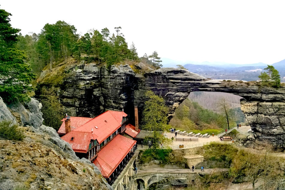 Das Prebischtor (Pravčická brána) ist das Wahrzeichen des Nationalparks Böhmische Schweiz. (Archivfoto)