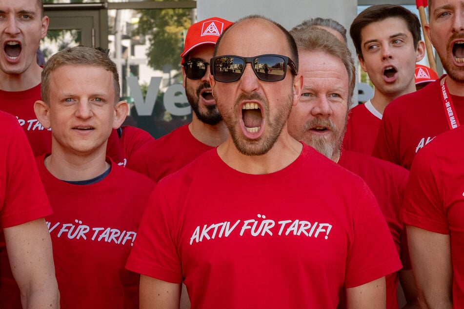 Dresden: Gewerkschafter üben Kritik: Wie fair sind die Löhne im Silicon Saxony?