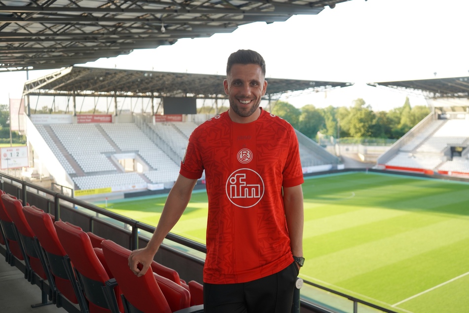 Ahmet Arslan kann wieder lachen: Der Mittelfeldspieler wechselt vom 1. FC Magdeburg zu Rot-Weiss Essen.