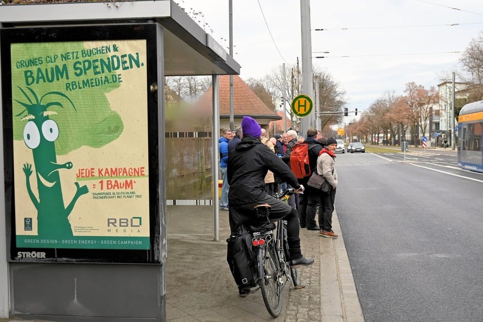 Bei den Bauarbeiten wurden auch vier Haltestellen barrierefrei umgebaut.
