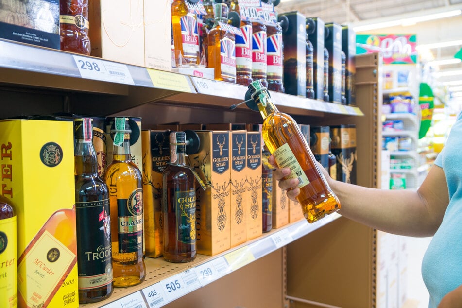 Ein Ladendieb wollte in einem Görlitzer Einkaufsmarkt Schnaps klauen. (Symbolbild)