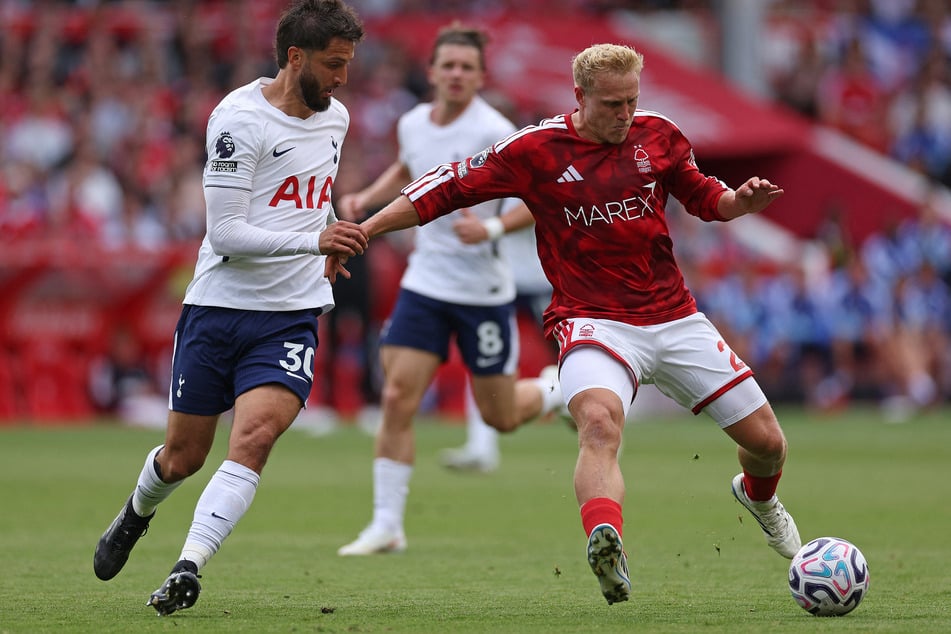 Auch bei Nottingham Forest ist Schlager im Dauereinsatz. Ein ziemliches Pensum, was der Mittelfeldmann abspulen muss.